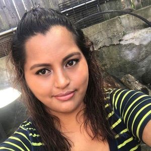 Meet your Posher, Gabriela